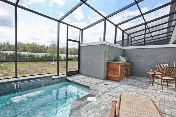 Piscina a l'aire lliure