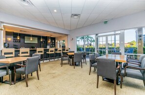 Dining - Last Minute Deal! Free Pool Heat! Encantada 87 (Kissimmee)