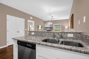 Interior - Beautiful Townhouse Next to Disney Parks 04 (Kissimmee)