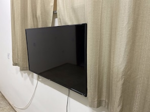 Habitación Confort, 1 habitación, baño privado | Escritorio, espacio para trabajar con laptop y wifi gratis