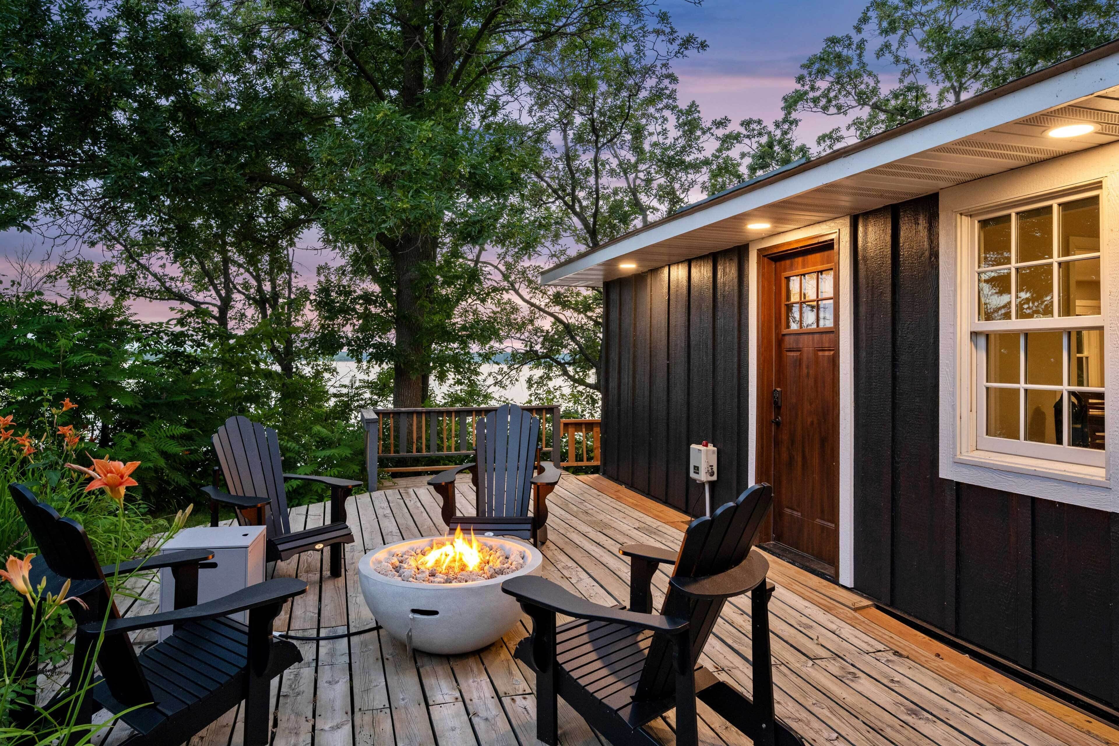 Waterfront Maple Lake Cabins w/ Private Beach!