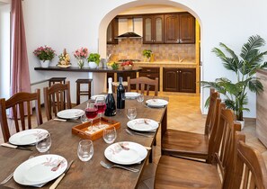 House, Smoking | 6 bedrooms