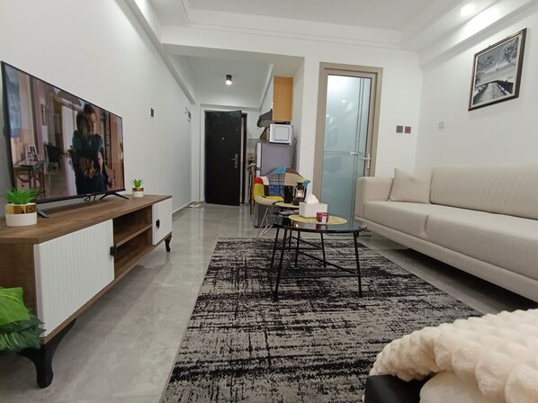 Living area - Cozy Furnished Studio apartment at the heart of Nairobi. Kileleshwa.
(Nairobi)