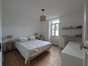 5 bedrooms, desk, travel crib, free WiFi - Maison Familiale, Saint-malo, 5 Chambres 10 Couchages, Tout à Pied (Saint-Malo)