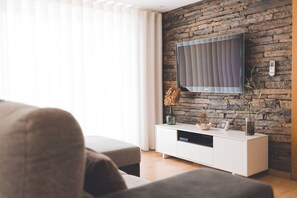 Smart-TV, Videospiele, Bücher