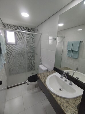 Towels, toilet paper - Flat Adrianópolis All Suítes - Manaus (Manaus)