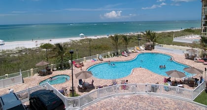 2BR Condo: Balcony with Stunning Gulf Views