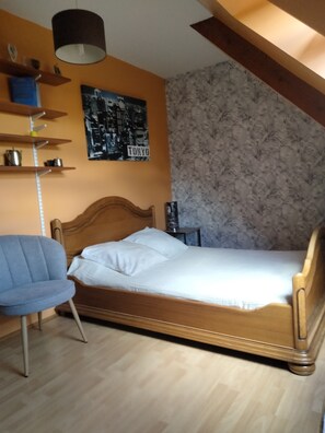 Room - Bugatti (4 bedrooms) (Teloché)