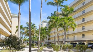 Exterior - 2BR/2BA Beach Condo: Gulf Views & Pools (Treasure Island)