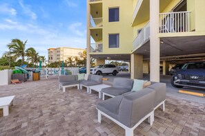 Terrace/patio - Vacation Bliss: 2BR Condo, Gulf View & Pool (Treasure Island)