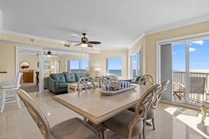 Dining - 3/3 Penthouse Condo with Epic Beach Views (Treasure Island)