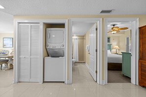 3 dormitorios, tabla de planchar con plancha, wifi y ropa de cama