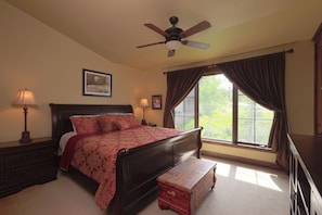 4 chambres, bureau, Wi-Fi, draps fournis