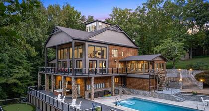 Paradise Resort-Dock, Pool, Hot Tub, Movie Theatre