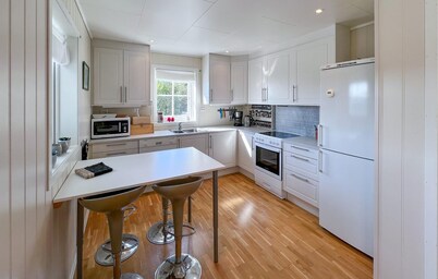 3 bedroom nice home in Lyngdal