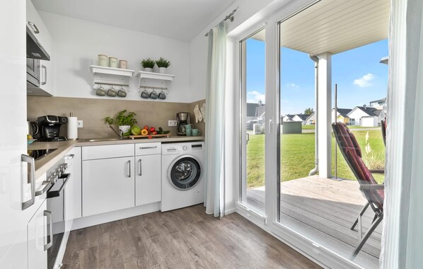 Geladeira, fogão, cooktop, lava-louças