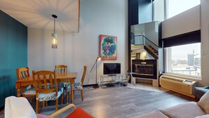 Living area - 1-504 : Condo - 1 bedroom - 4 people (Beaupré)