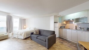 Interior - 1-211 : Superior Studio - 4 people (Beaupré)