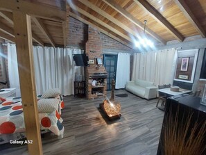 2 間睡房、書桌、免費 Wi-Fi、床單