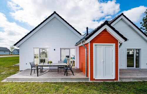 Lovely home in Olpenitz with sauna