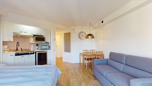 1 bedroom, WiFi - 1-404 : Superior Studio - 4 people. (Beaupré)