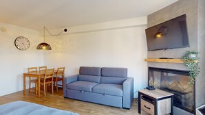 TV - 1-404 : Superior Studio - 4 people. (Beaupré)
