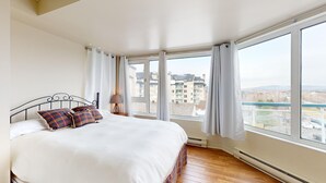 Unclassified image, 5 of 6, button - 1-410 : Condo - 2 bedrooms - sleeps 6 (Beaupré)