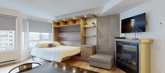 1-415 : Superior Studio - sleeps 4.