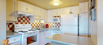 6-402 : Condo - 1 bedroom - sleeps 4