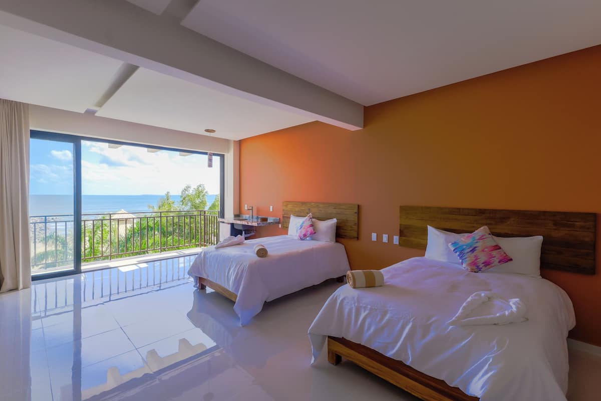 Doppia Deluxe, balcone, vista oceano | Biancheria in cotone egiziano, biancheria da letto di alta qualità