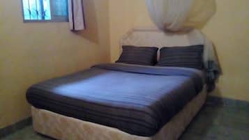 1 chambre, fer et planche Ă repasser, Wi-Fi, draps fournis