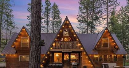 NEW "3 Peaks" Triple A Frame, Game room, Hot tub