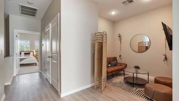 7 bedrooms, desk, iron/ironing board, travel crib