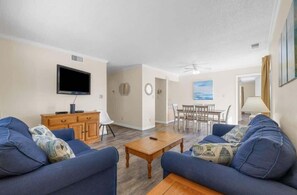 TV, offices - Beach View Condo,Pool,Sm Dogs ok,D30 (Myrtle Beach)