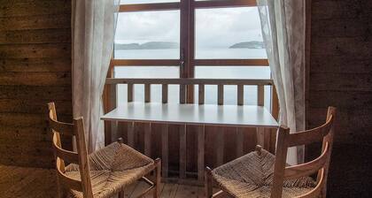 Nice apartment in Fitjar with WiFi