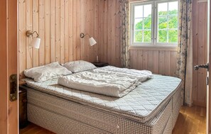 4 bedrooms, free WiFi