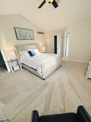 3 soverom, wi-fi (inkludert) og sengetøy