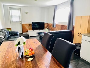 Interior - Home Away from Home in Victoria (centrally located) (Victoria)