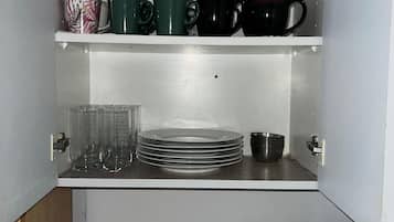 Fridge, microwave, dishwasher, coffee/tea maker