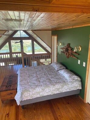 5 slaapkamers, een strijkplank/strijkijzer, wifi, beddengoed