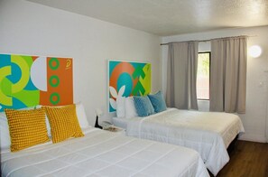 Exterior - 1/1 Condo-hotel With Double bed and Community Pool Miles From Disney! (Kissimmee)