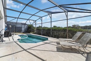 Exterior - 5/3 Pool Home Located in Sunset Ridge Community! (Davenport)
