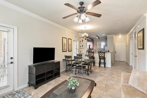 Exterior - Bellissima Condo (Davenport)