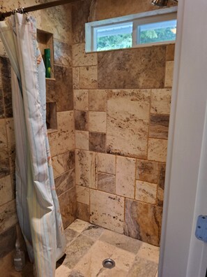 Shower, hair dryer, towels, soap - Waterfront 5 bedroom unit in house on Hotel Lake, Garden Bay B.C. (Garden Bay)