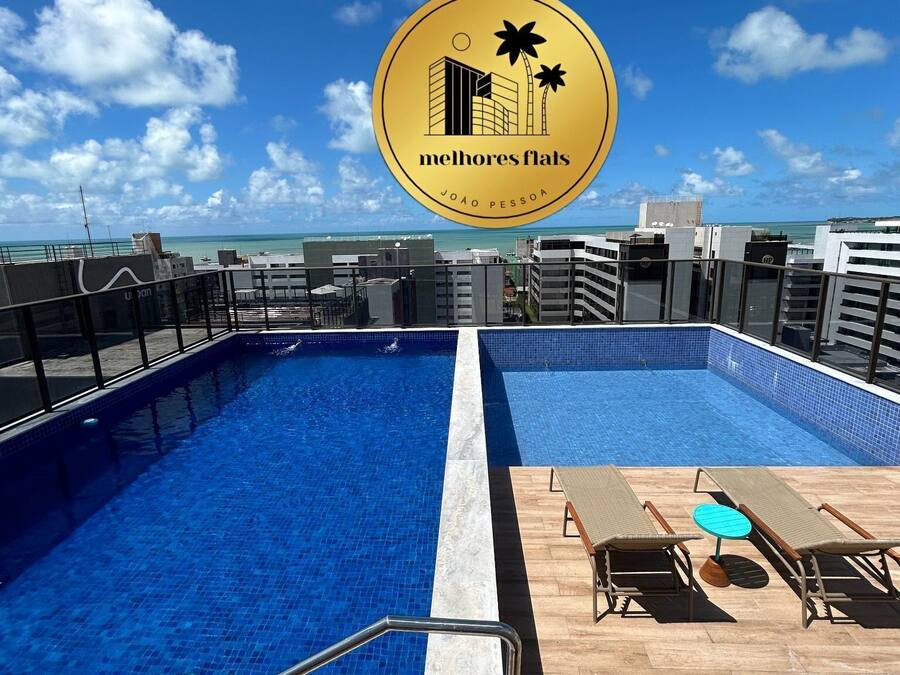 2 outdoor pools, pool loungers