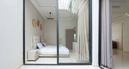 Apartment Near the Beach