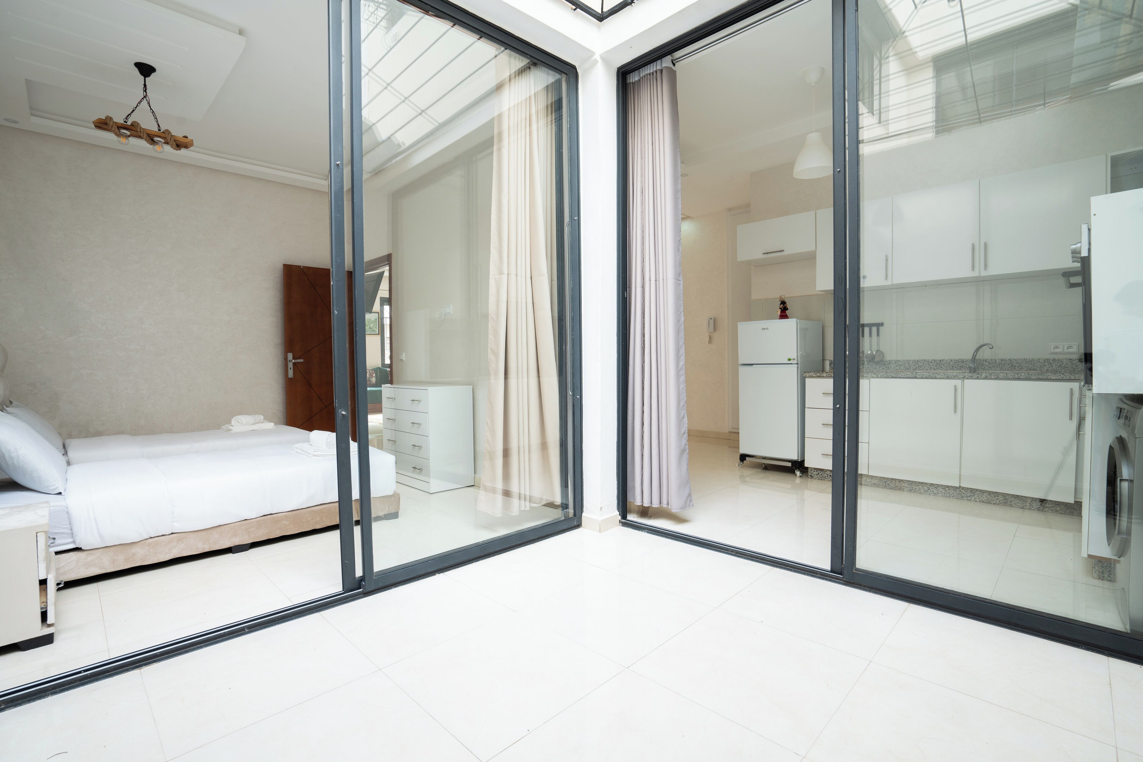 2 bedrooms, travel crib, free WiFi, bed sheets