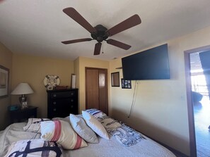 3 camere, ferro/asse da stiro, Wi-Fi gratuito, lenzuola