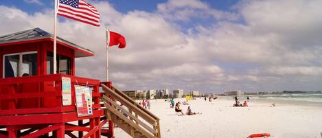 مناشف للشاطئ