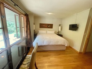 2 室のベッドルーム、アイロン / アイロン台、WiFi、ベッドシーツ